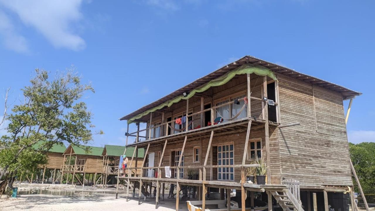 Hostel Villa Luz Beach Tintipan Island Exterior foto