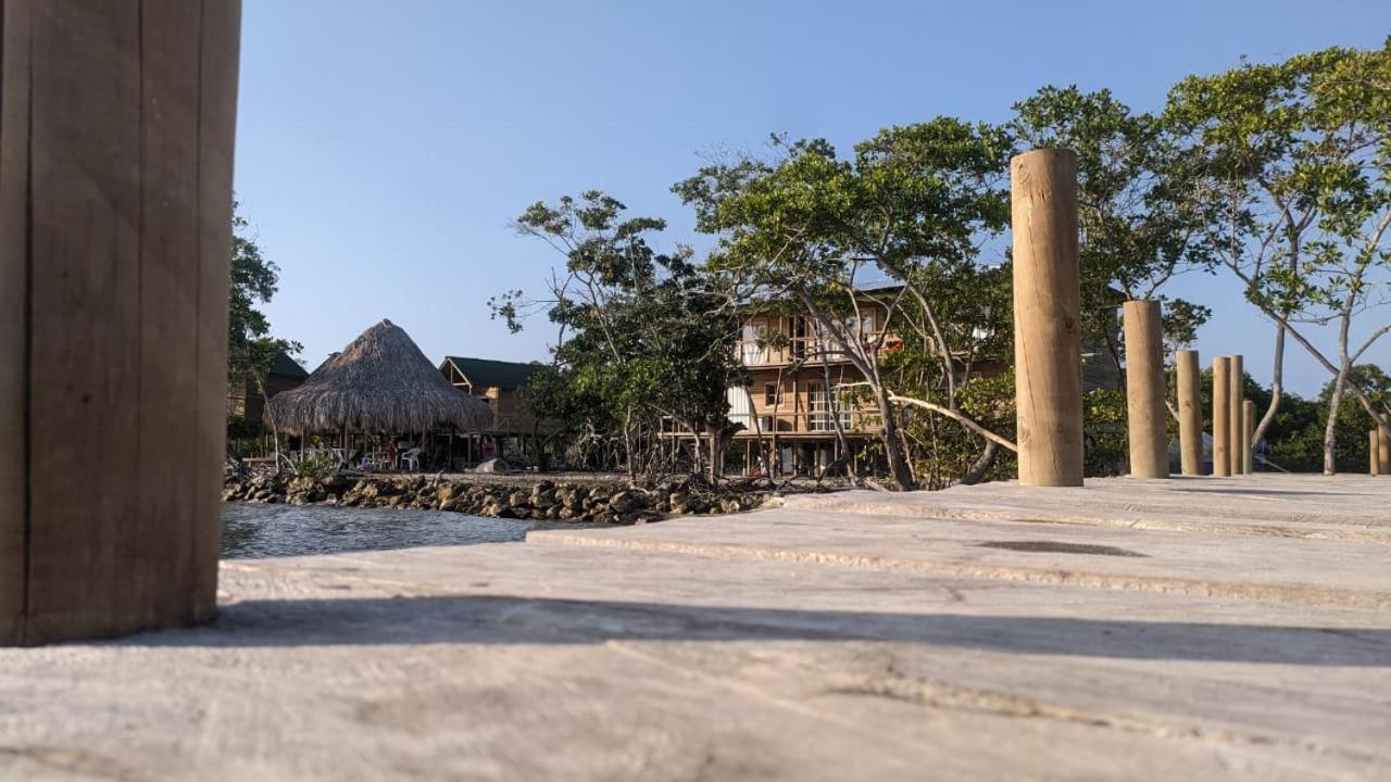 Hostel Villa Luz Beach Tintipan Island Exterior foto